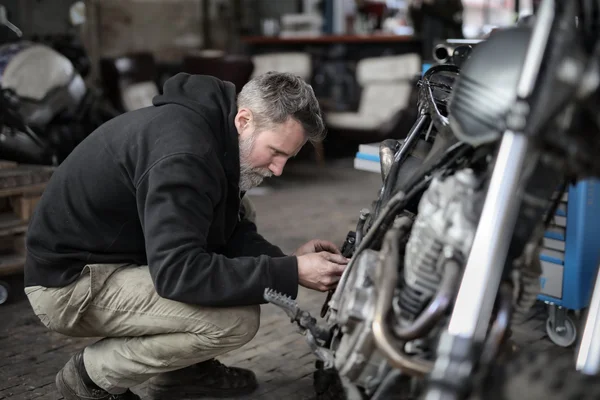 Cursos de chapa y pintura automotriz